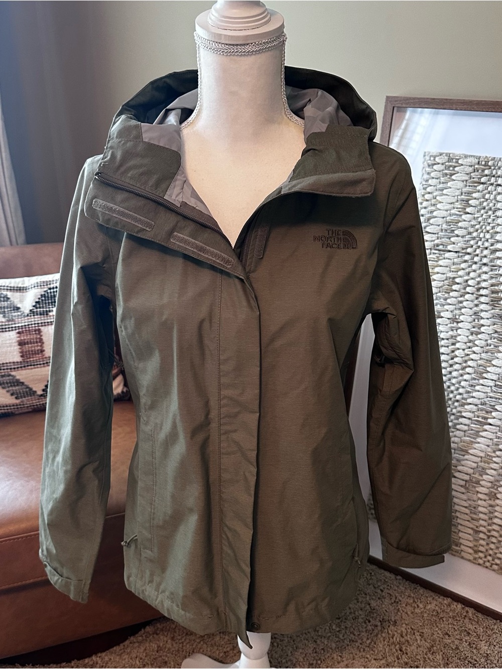 The North Face Women's Olive Green Waterproof Hooded Ski Jacket